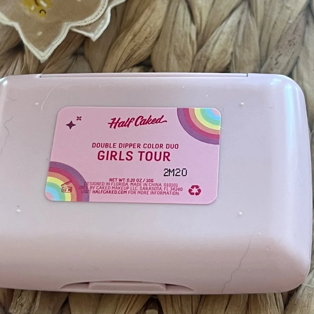 Half Caked Double Dipper‎ Color Duo Girls Tour Blush and Highlighter Palette NEW